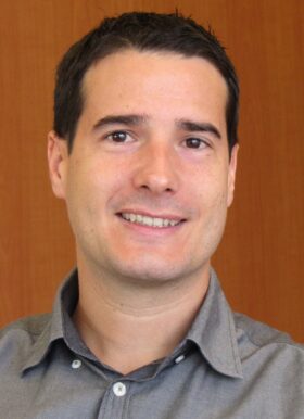 Dr. Carlos Cruchaga