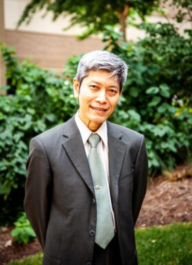 Dr. Yukitoshi Izumi