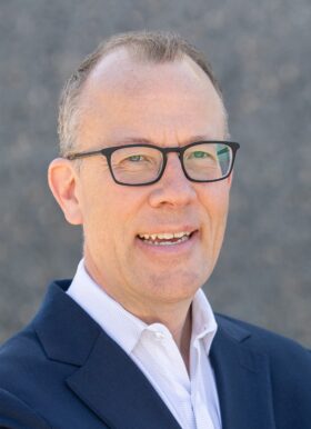 Dr. Eric J Lenze