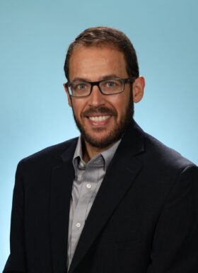 Dr. Miguel A Minaya