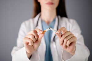 Smoking-cessation program that targets cancer patients effective